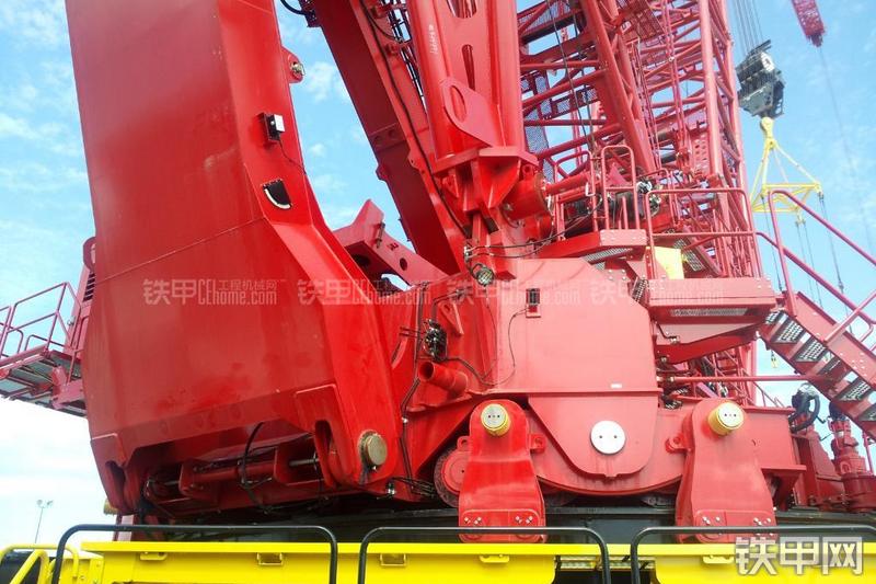 马尼托瓦克31000型起重机局部