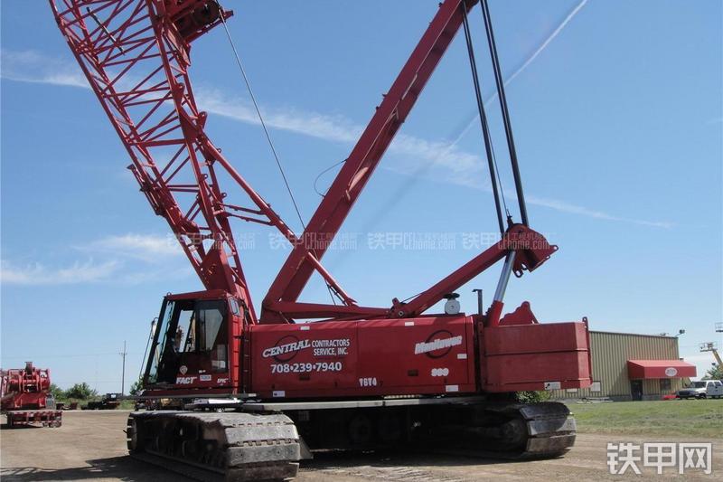 马尼托瓦克999型起重机整机外观