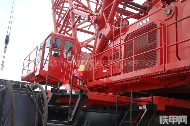 马尼托瓦克21000型起重机局部