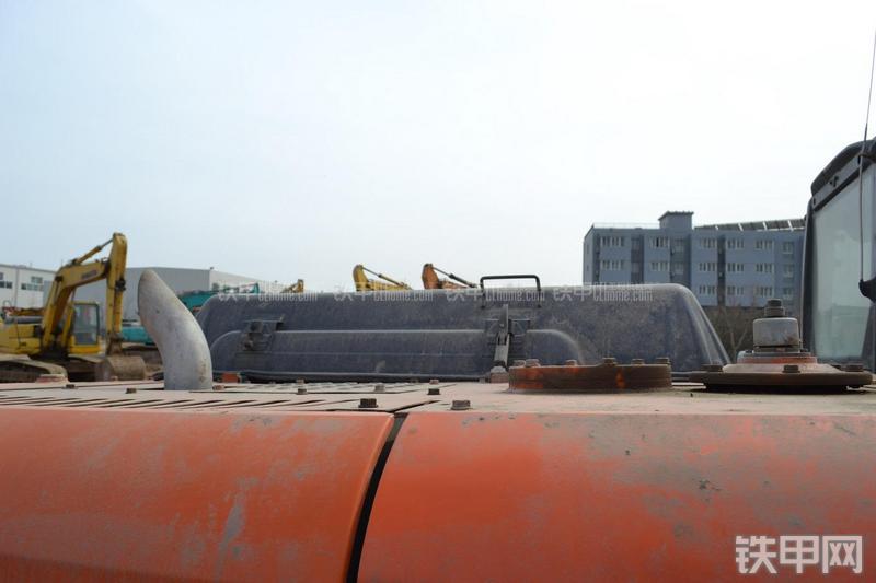 日立ZX240-3进口挖掘机局部