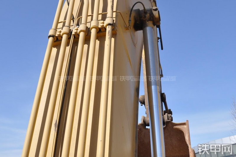 小松PC300CSE-7大土方挖掘机局部