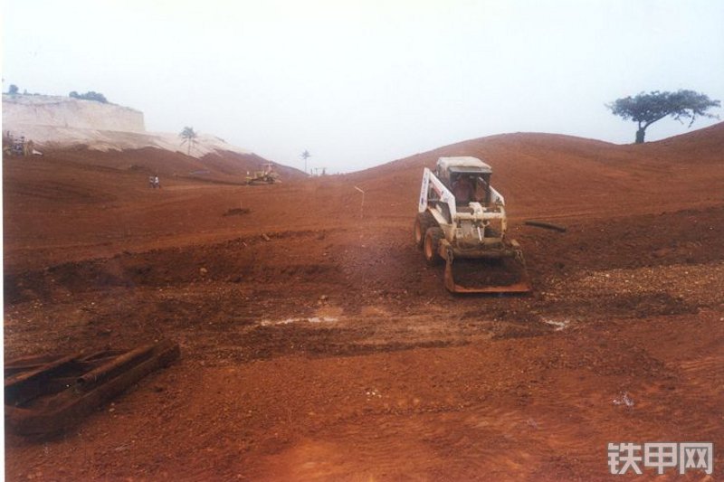 山猫753滑移装载机其他