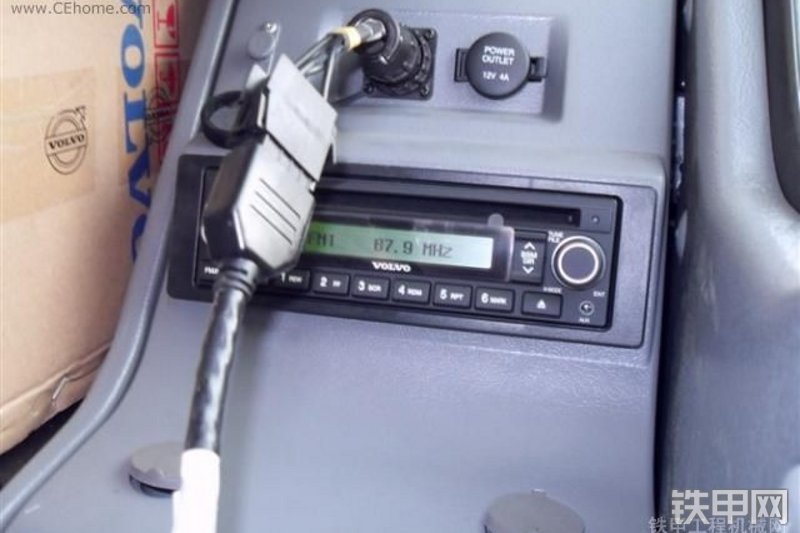 沃尔沃EC240B-Prime挖掘机局部