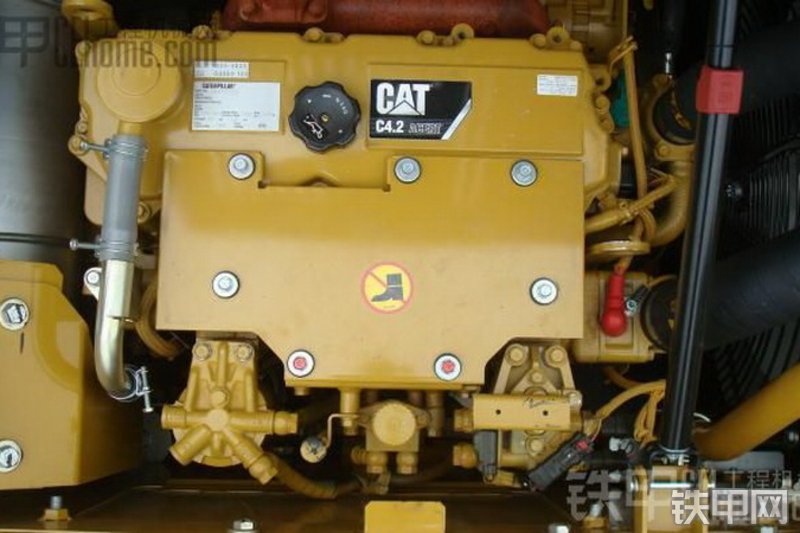 卡特彼勒313D挖掘机局部