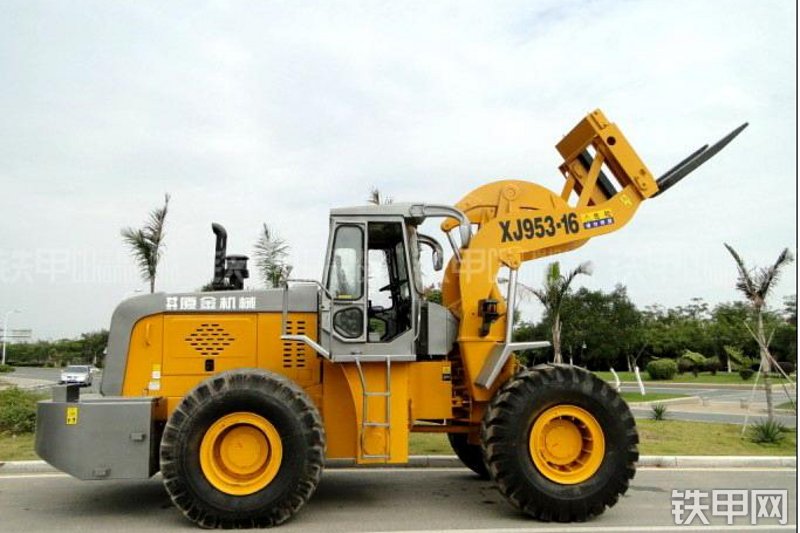 厦金机械XJ953-16叉装车叉装车整机外观