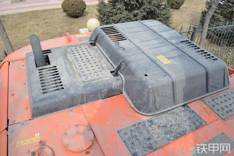 日立ZX330—3挖掘机局部