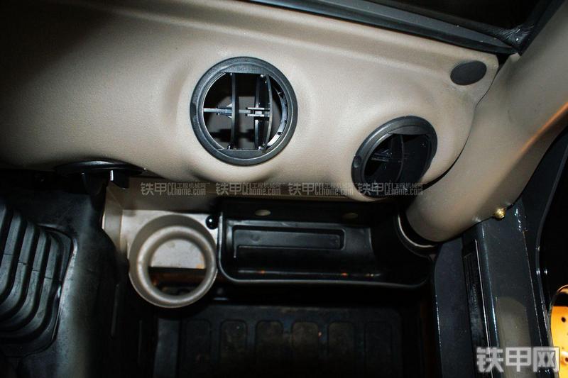 凯斯SR175滑移装载机局部