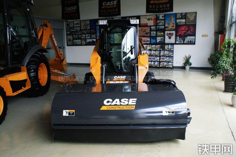 凯斯SR175滑移装载机整机外观