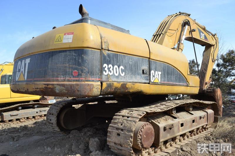 卡特彼勒330C挖掘机整机外观