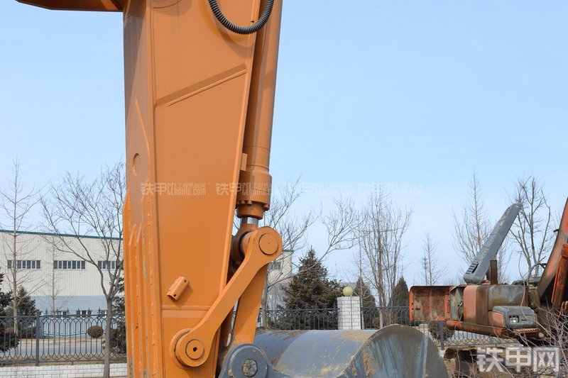 凯斯CX360B挖掘机局部