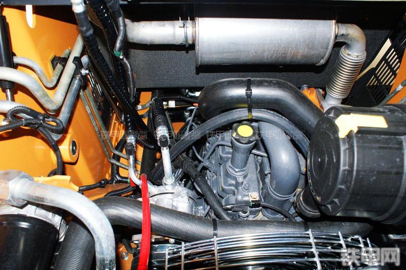 凯斯SR175滑移装载机局部