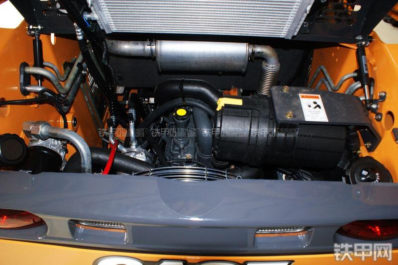 凯斯SR175滑移装载机局部