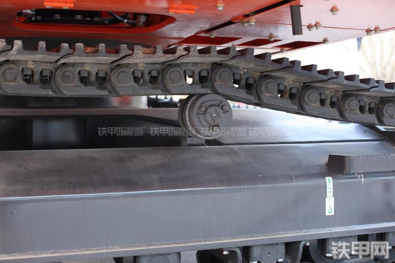 迪万伦DX380LC挖掘机局部