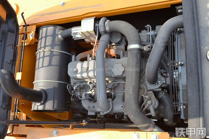 三一重工SY135C-8挖掘机局部