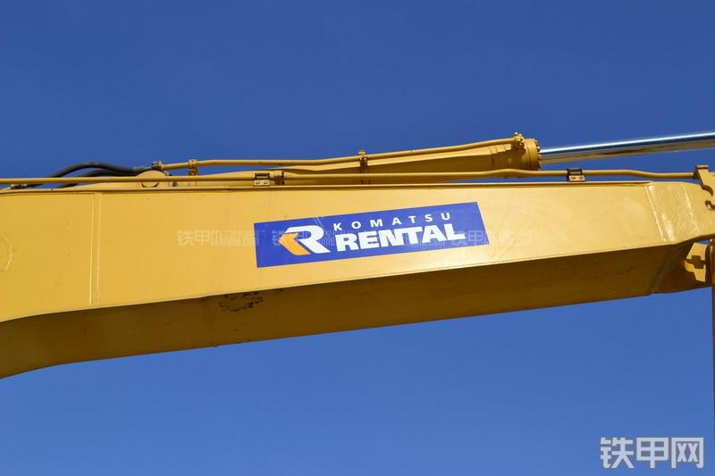 小松PC200-8N1挖掘机局部