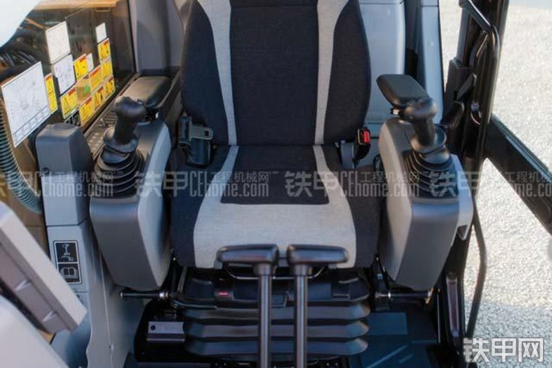 卡特彼勒312E液压挖掘机局部