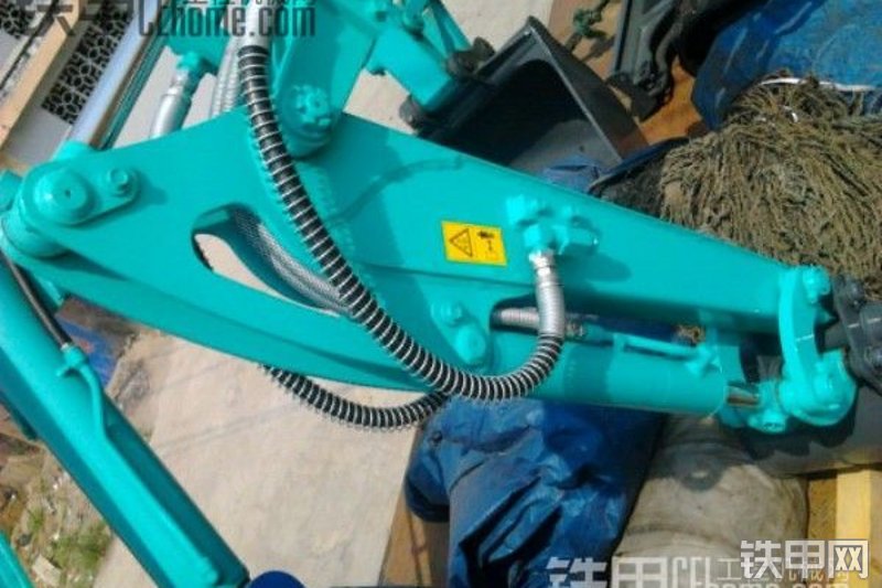 石川岛IHI-17VX挖掘机局部