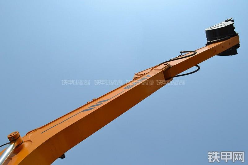 三一重工SY135C-8挖掘机局部