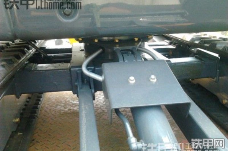 石川岛IHI-17VX挖掘机局部