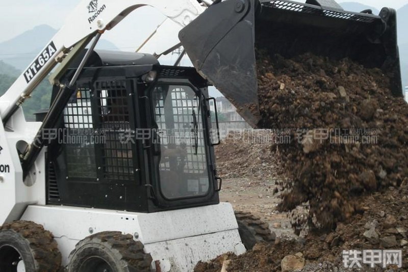 浣熊HT65A滑移装载机其他