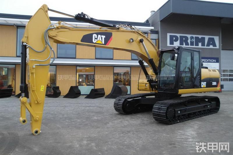 卡特彼勒320DL液压挖掘机整机外观