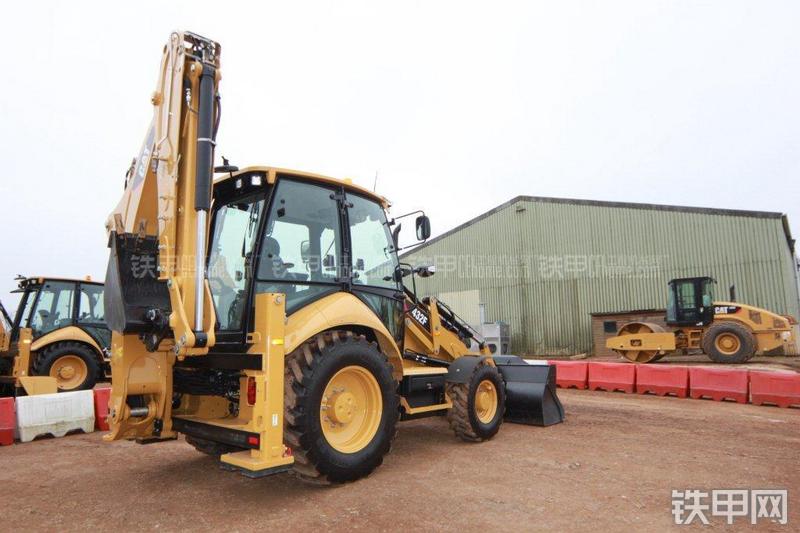 卡特彼勒432F挖掘装载机整机外观