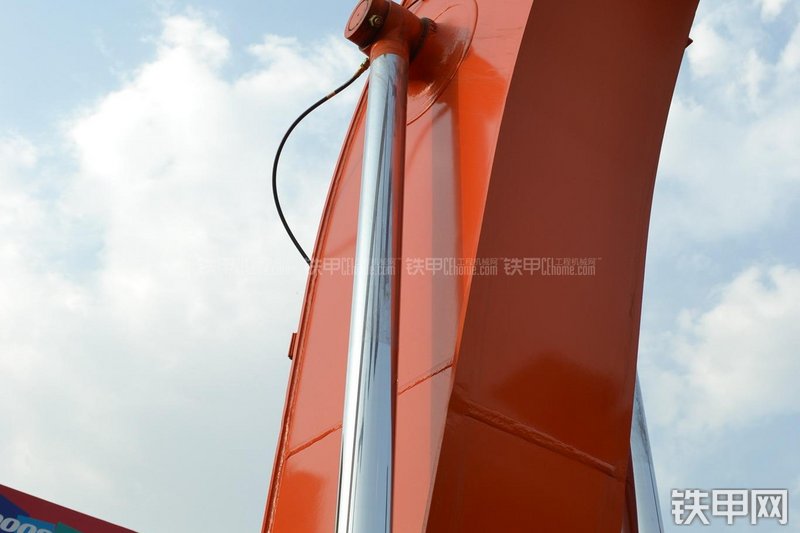 迪万伦DH220LC-9E挖掘机局部