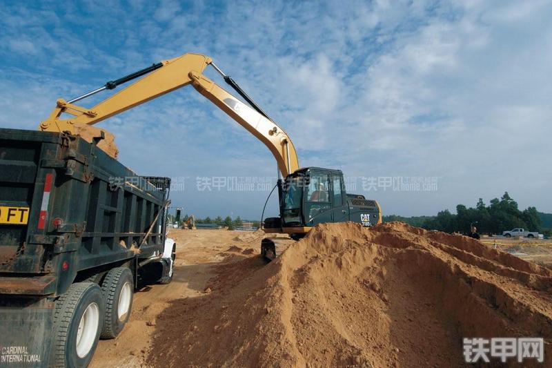 卡特彼勒318DL-2.9米标准斗杆挖掘机其他