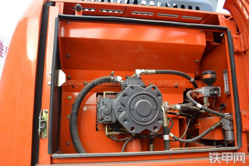 迪万伦DH220LC-9E挖掘机局部