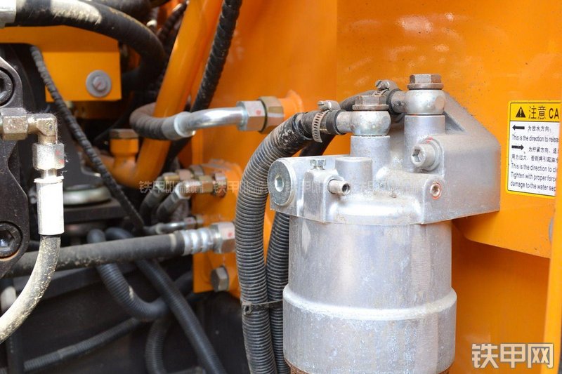 三一重工SY135C-8挖掘机局部