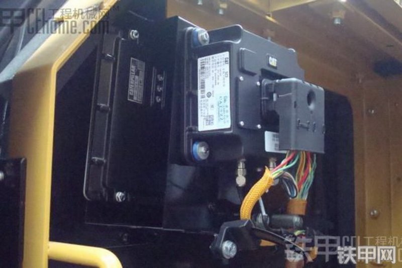 卡特彼勒313D挖掘机局部