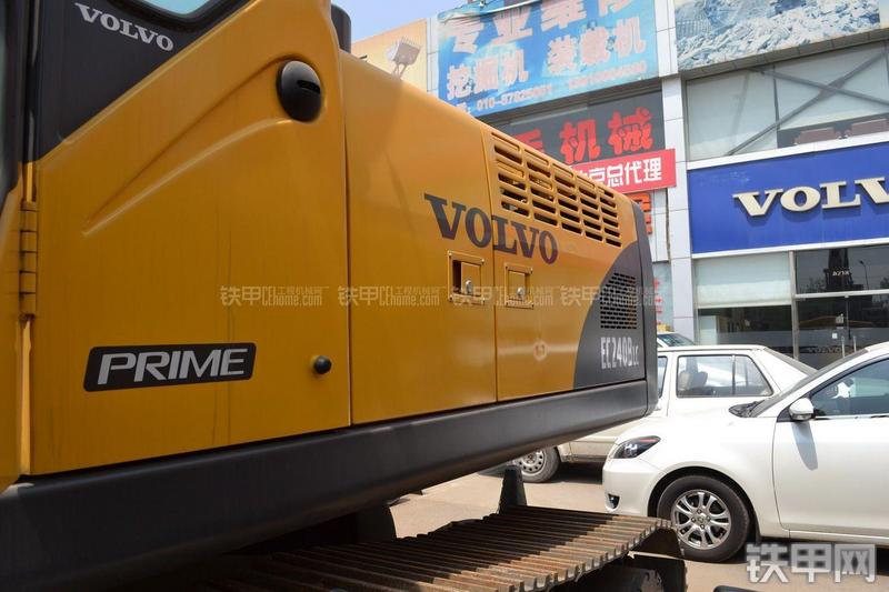 沃尔沃EC240BLC-Prime挖掘机整机外观