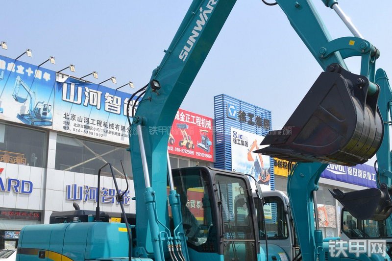 山河智能SWE150LC挖掘机整机外观