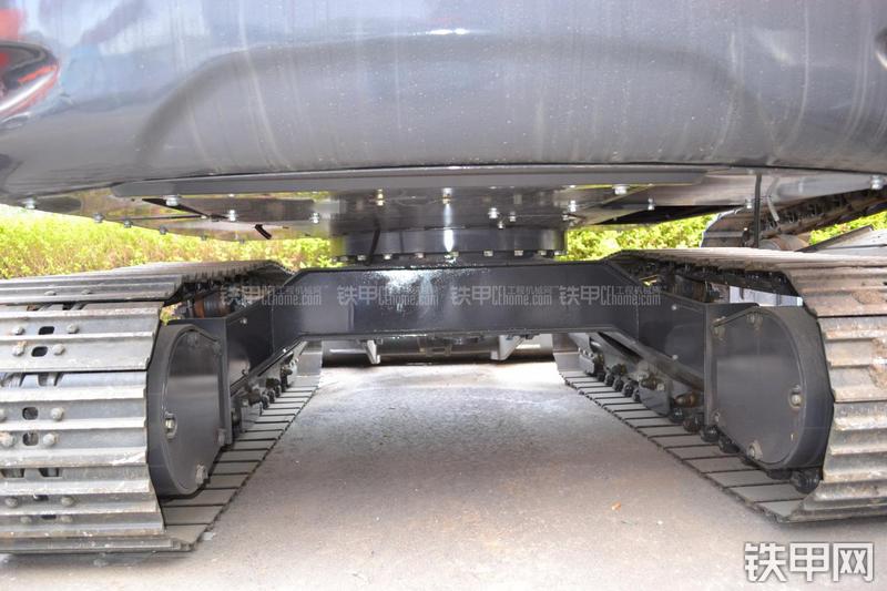 迪万伦DX60挖掘机局部