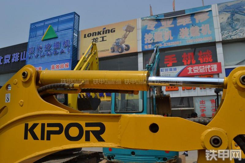 开普KDG15挖掘机局部