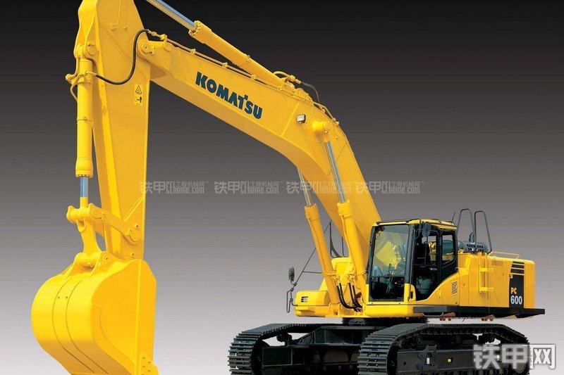 小松PC600-8R挖掘机整机外观