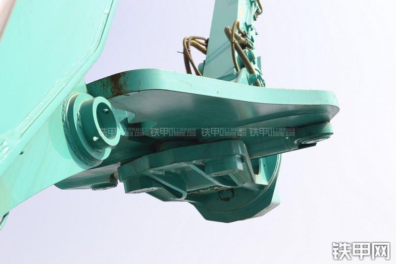 神钢SK480LC-8拆除机加长臂拆除臂局部