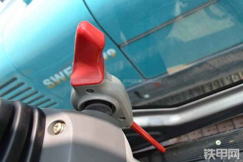 山河智能SWE150LC挖掘机局部