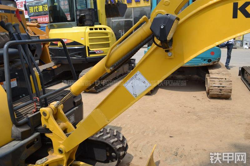 开普KDG15挖掘机局部
