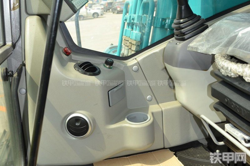 山河智能SWE150LC挖掘机局部