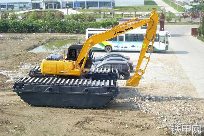 熔盛机械ZY150SD挖掘机整机外观