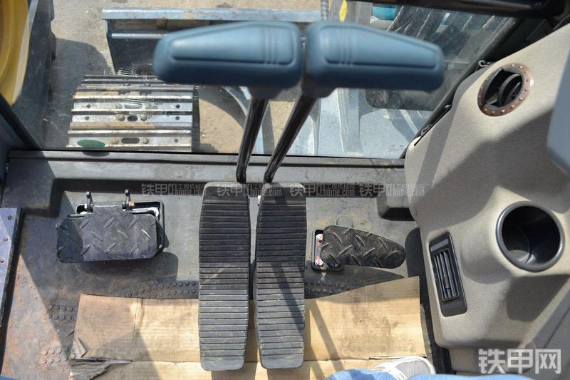 山河智能SWE60N9挖掘机局部