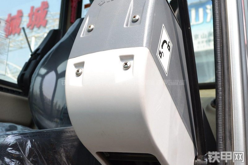 山河智能SWE60N9挖掘机局部