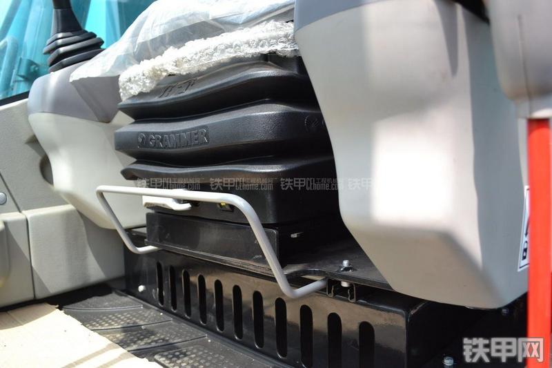 山河智能SWE150LC挖掘机局部