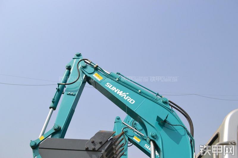 山河智能SWE70N9挖掘机局部