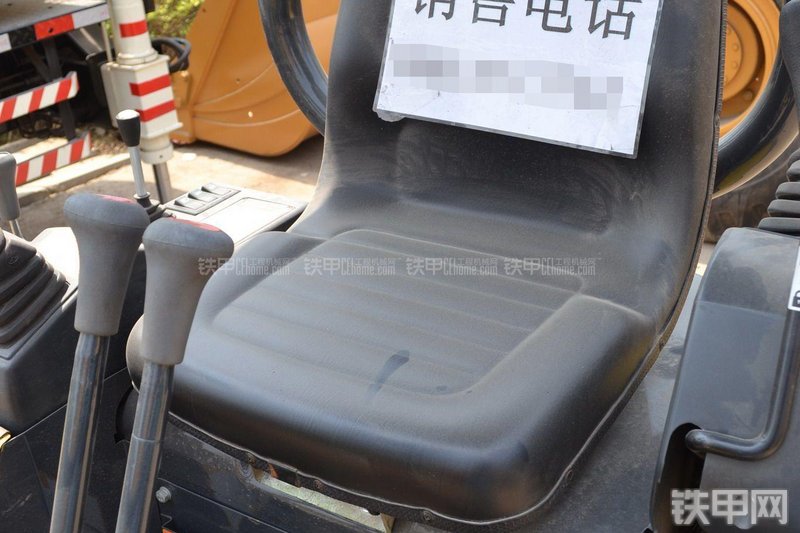 开普KDG15挖掘机局部