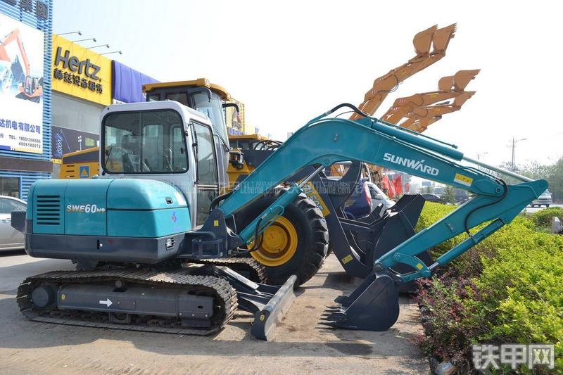 山河智能SWE60N9挖掘机整机外观