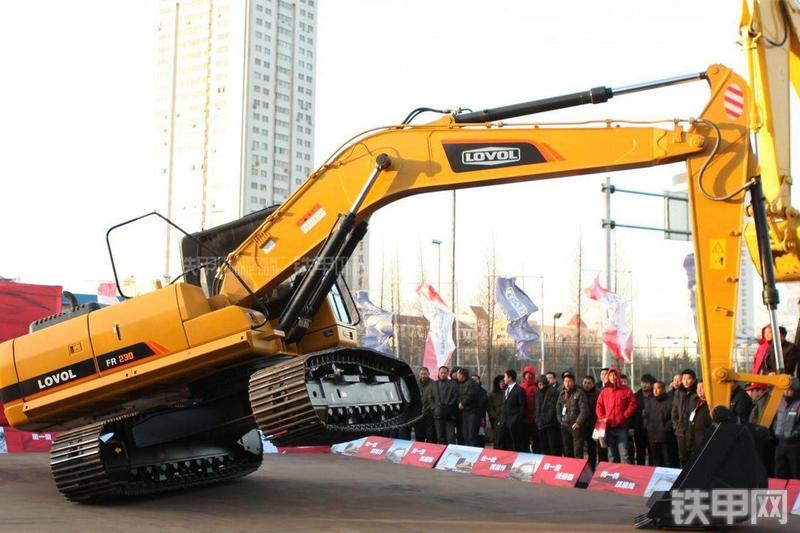 雷沃重工FR230-7挖掘机其他