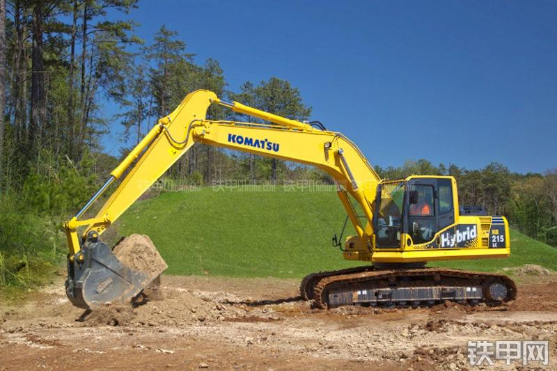 小松HB215LC-1挖掘机其他