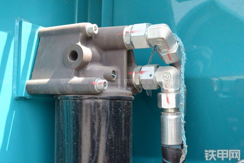 山河智能SWE150LC挖掘机局部